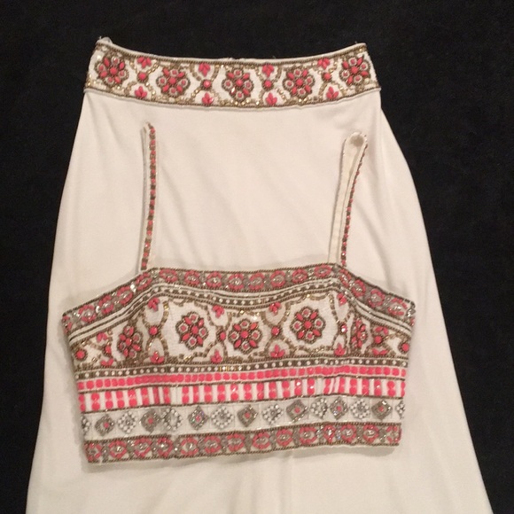 SHERRI HILL Beaded 2Piece Dress,Rounded Skirt Slit - Picture 2 of 16